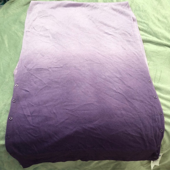 Reversible Sweater - Picture 2 of 3